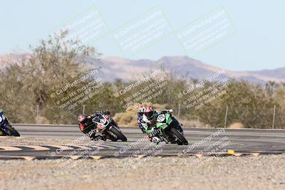 media/Dec-06-2025-CVMA (Sat) [[4a896cc04c]]/Race 4-Formula Middleweight/